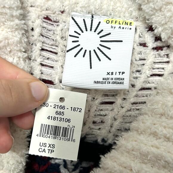 Offline By Aerie Marshmallow Moves Chevron Sweater NWT Women's Sz XS Relaxed Fit - Picture 3 of 6